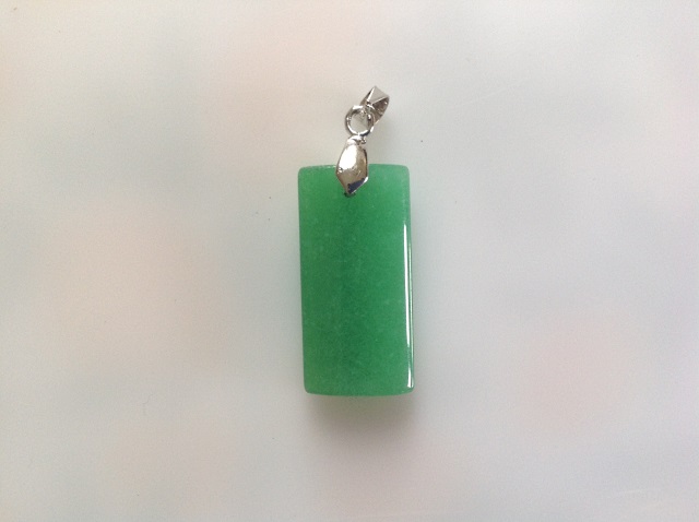 Pendentif "rectangle" en jade